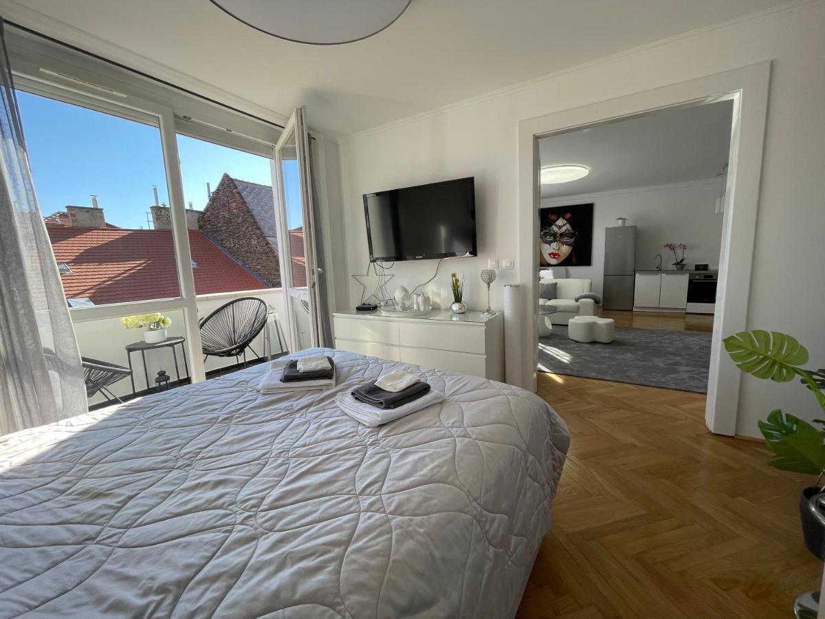 Budacastle Panoramic Luxurious Family Apt, Free Parking Included 부다페스트 외부 사진