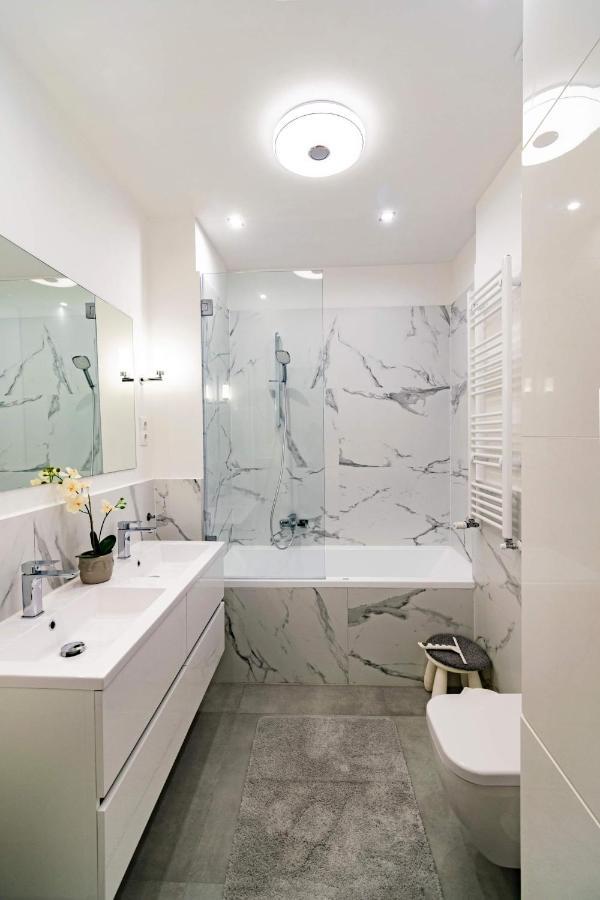 Budacastle Panoramic Luxurious Family Apt, Free Parking Included 부다페스트 외부 사진